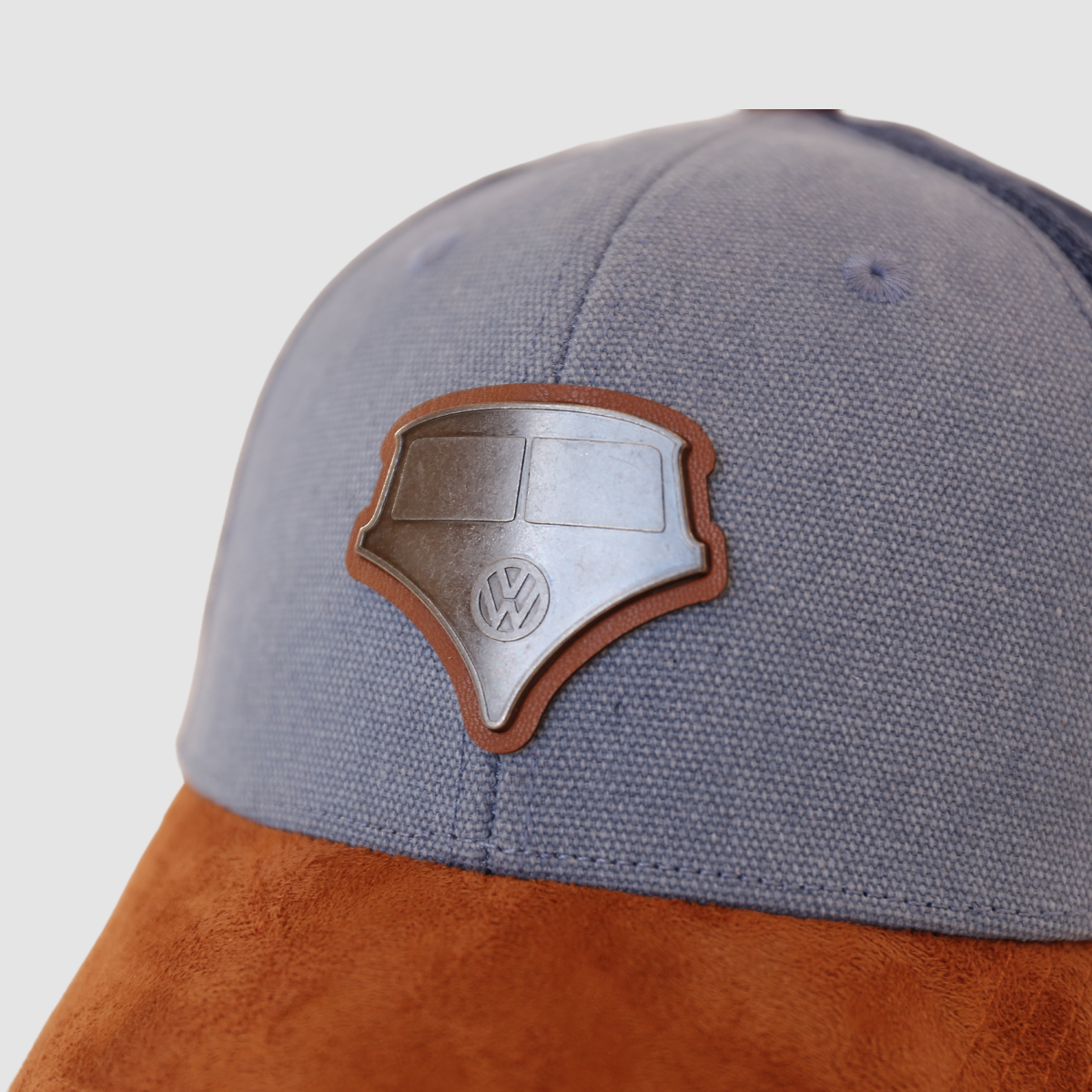 Bullishow Curved Cap