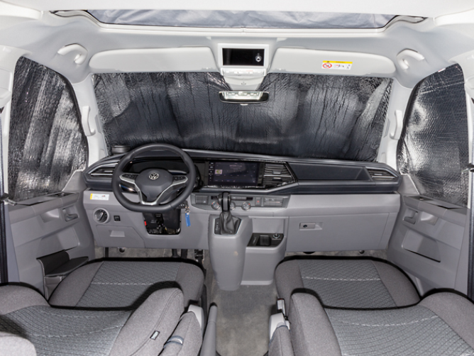 ISOLITE Inside Fahrerhausfenster, VW T6.1 mit tropfenförmigem Spiegelfuß und Navi ohne Verkehrszeichenerkennung