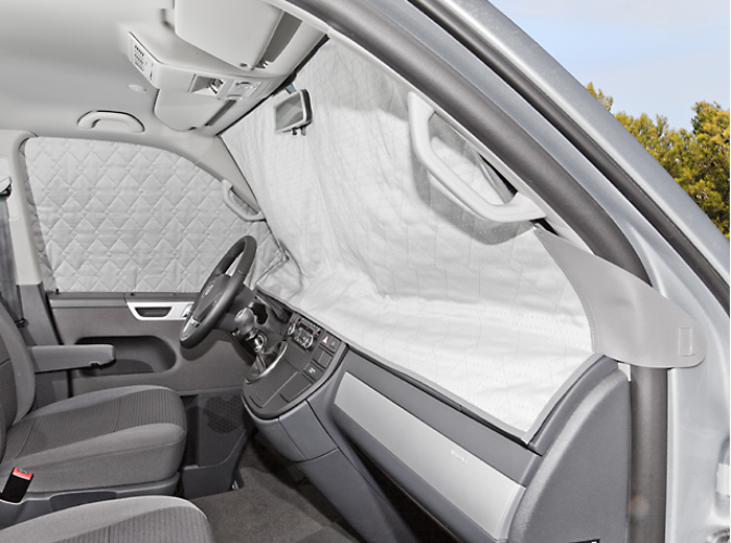 ISOLITE Extreme Fahrerhausfenster VW T6.1 California/Multivan mit trapezförmigem Spiegelfuß und Navi mit Verkehrszeichenerkennung