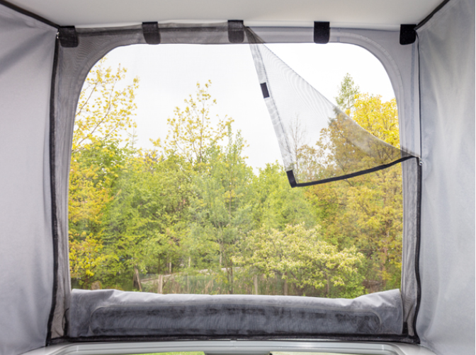 FLYOUT ISO-TOP MK VI (100 701 068) VW T6.1 / T6 California mit elektrohydraulischem Aufstelldach und großer Frontöffnung