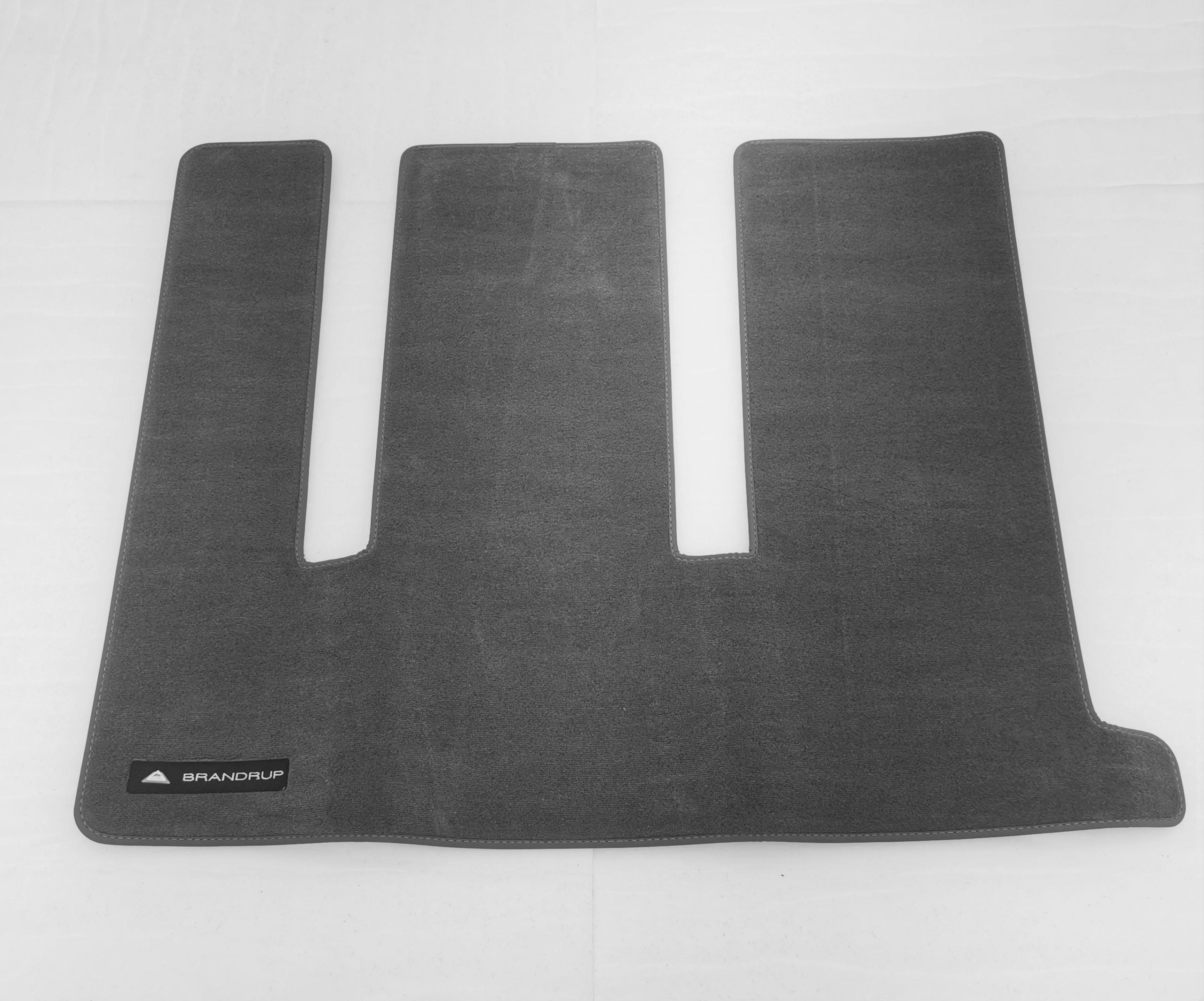 Veloursteppich Heckladeraum VW T6.1 California Beach mit 2er-Bank