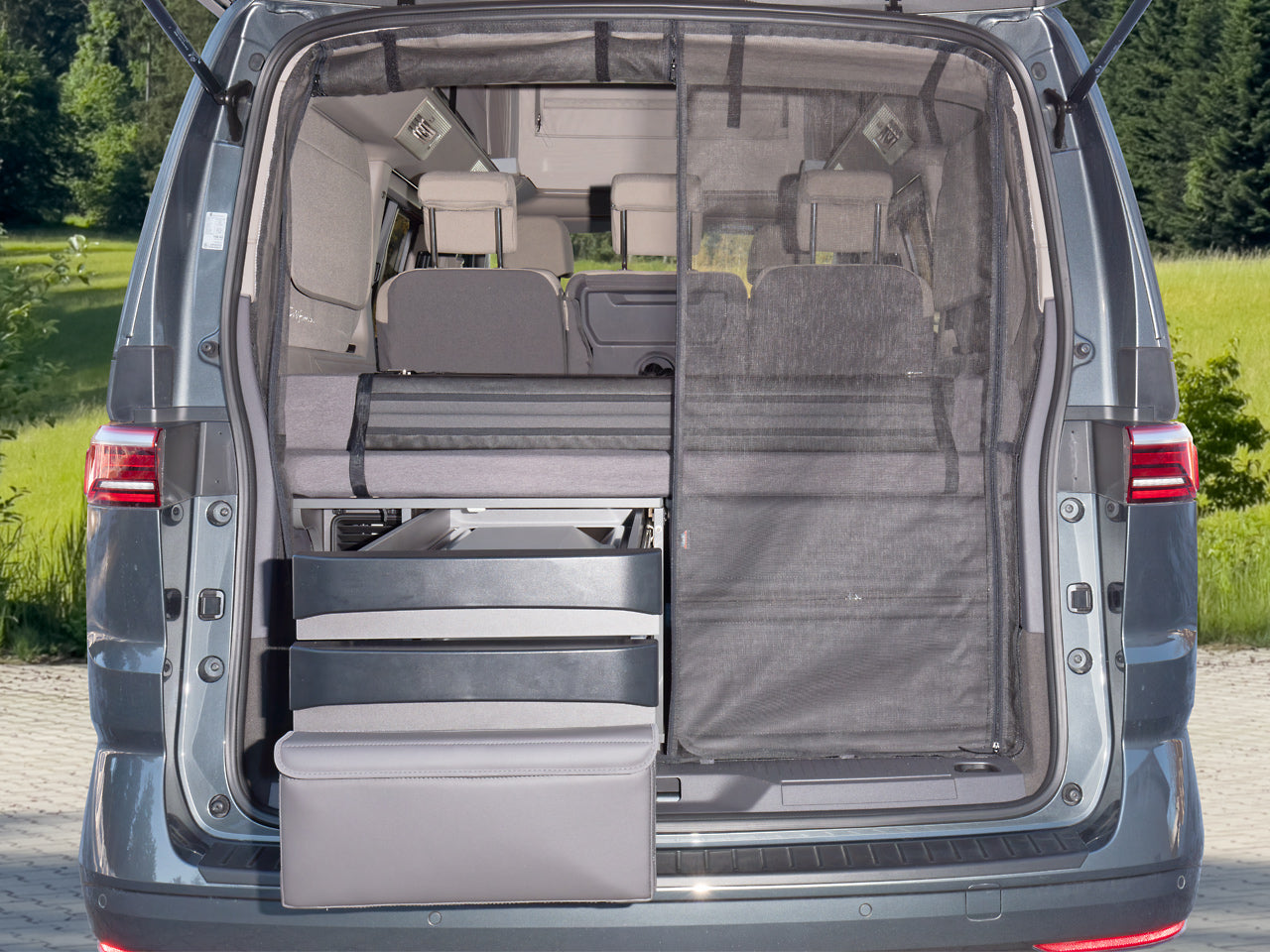 Utility für die Schubladenfront der original VW-Heckküche, Design "Leder Raven", VW T7 Beach Camper/Tour u. Caddy 5