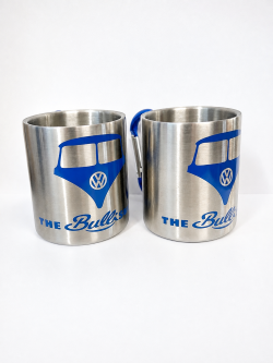 Tasse mit Karabiner und Bullishow Logo