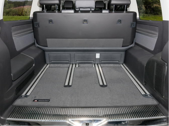 Veloursteppich Heckladeraum VW T6.1/T6/T5 Multivan und California Beach (ab 2010) mit 3er-Bank