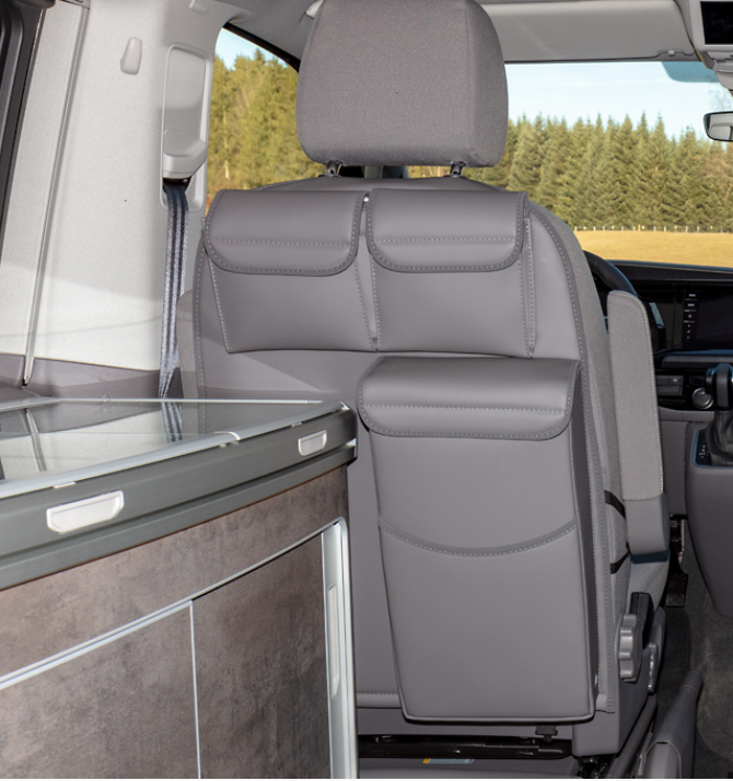 UTILITY mit MULTIBOX für linken Fahrerhaussitz VW T6.1/T6/T5 California Ocean/Coast/Comfortline/Trendline