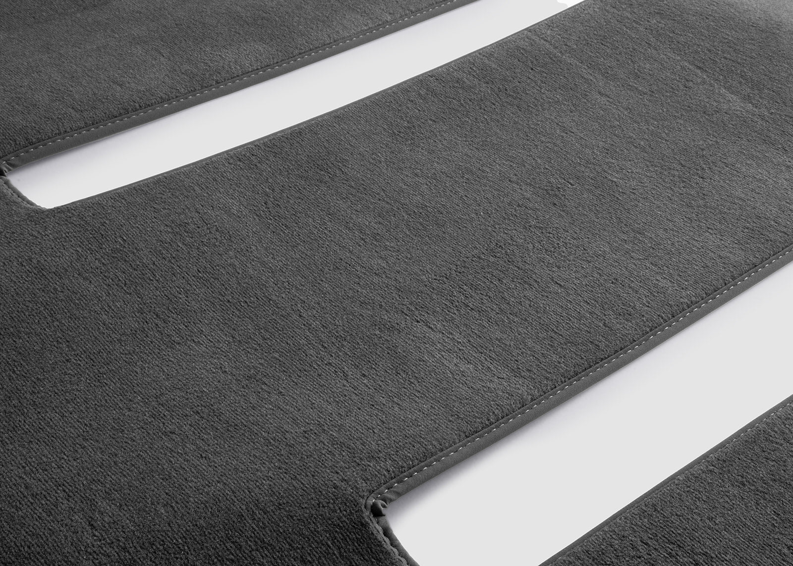 Veloursteppich Fahrgastraum VW T6.1 California Beach Camper mit 1 Schiebetür, Miniküche und 3er-Bank "Palladium" - EINSATZ ab 07. 2020